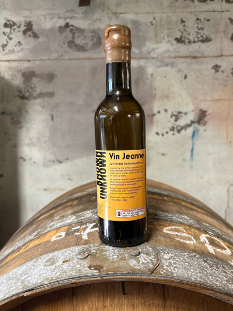 2019 Known Unknown Vin Jeanne