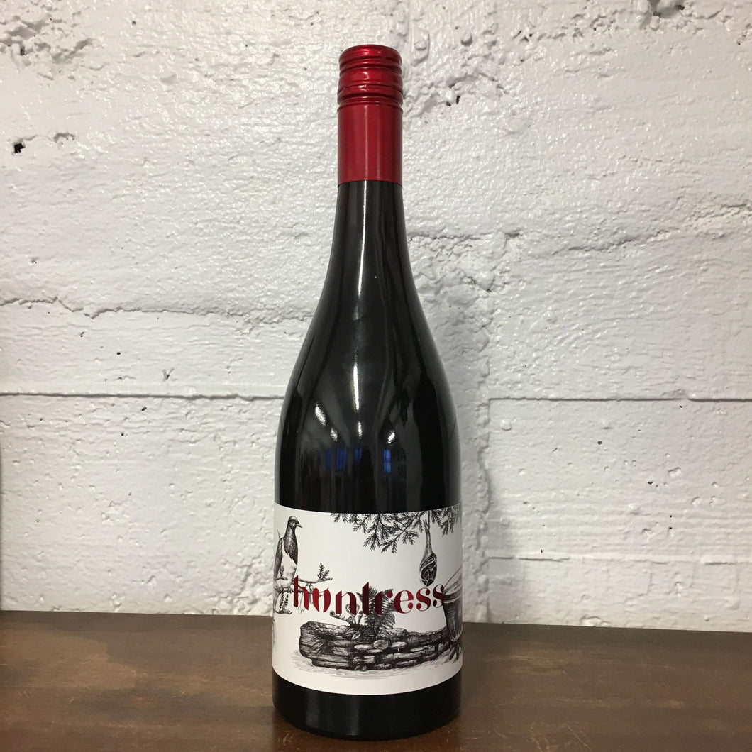 2018 Huntress Pinot Noir